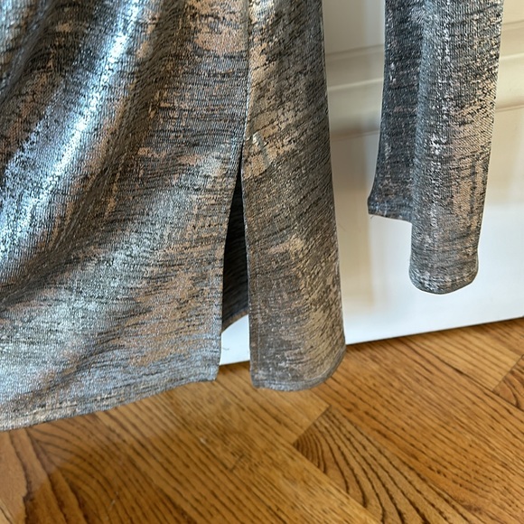 Joan Vass Women’s Blouse Metallic Silver - Picture 7 of 7